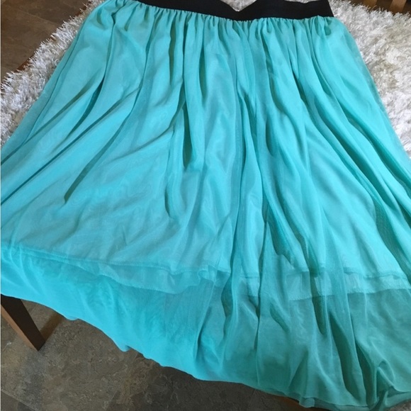 Rue21 2X teal sea foam tulle skirt - Picture 1 of 2
